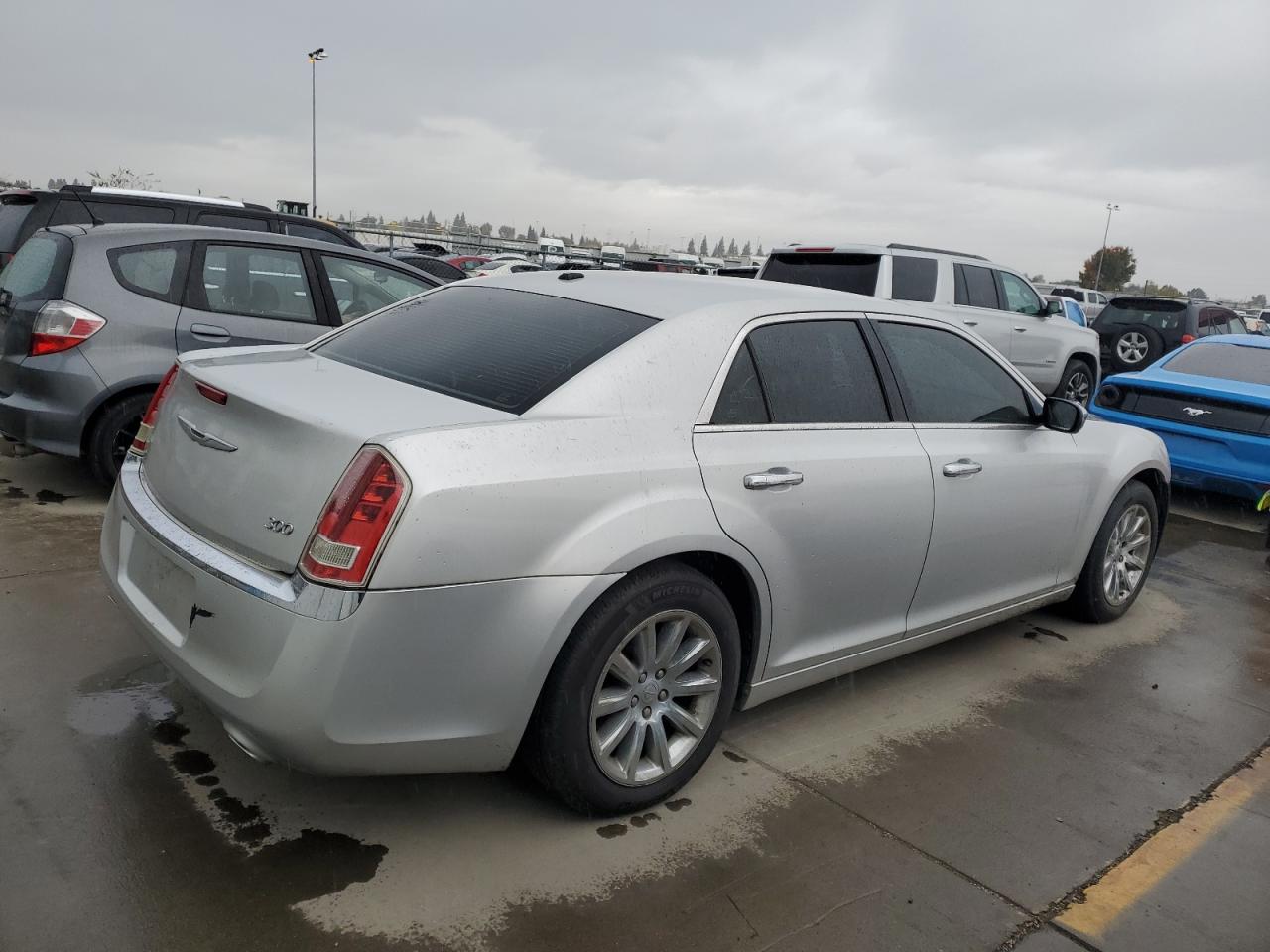 Lot #2982169084 2012 CHRYSLER 300 LIMITE