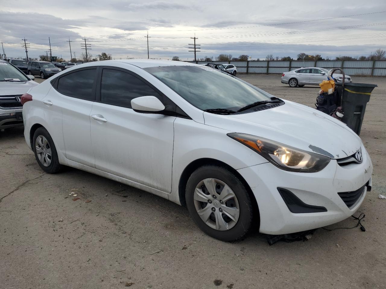 Lot #3033286826 2016 HYUNDAI ELANTRA SE