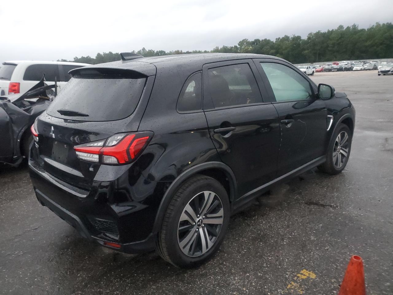 Lot #2991421889 2021 MITSUBISHI OUTLANDER