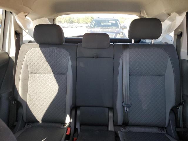 2018 VOLKSWAGEN TIGUAN S - 3VV0B7AX5JM018010