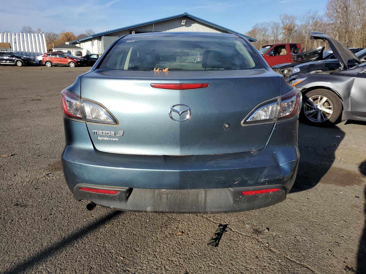 Lot #2978692613 2011 MAZDA 3 I