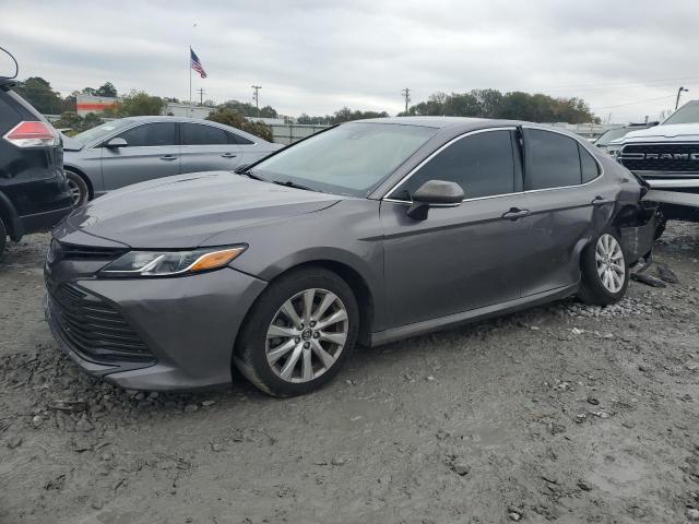 VIN 4T1B11HK6JU646909 2018 TOYOTA CAMRY no.1