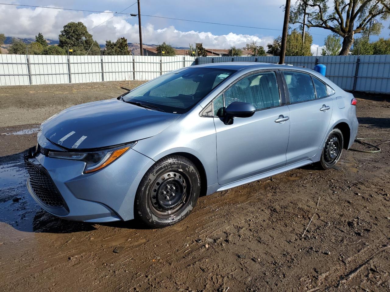 Lot #2988910569 2021 TOYOTA COROLLA LE