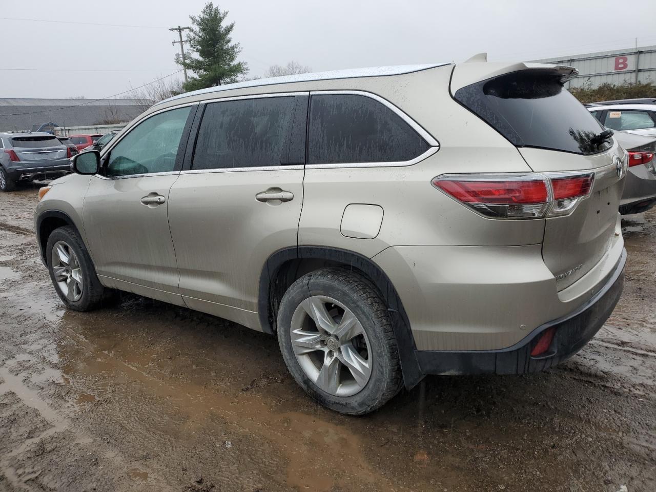 Lot #2993803153 2015 TOYOTA HIGHLANDER