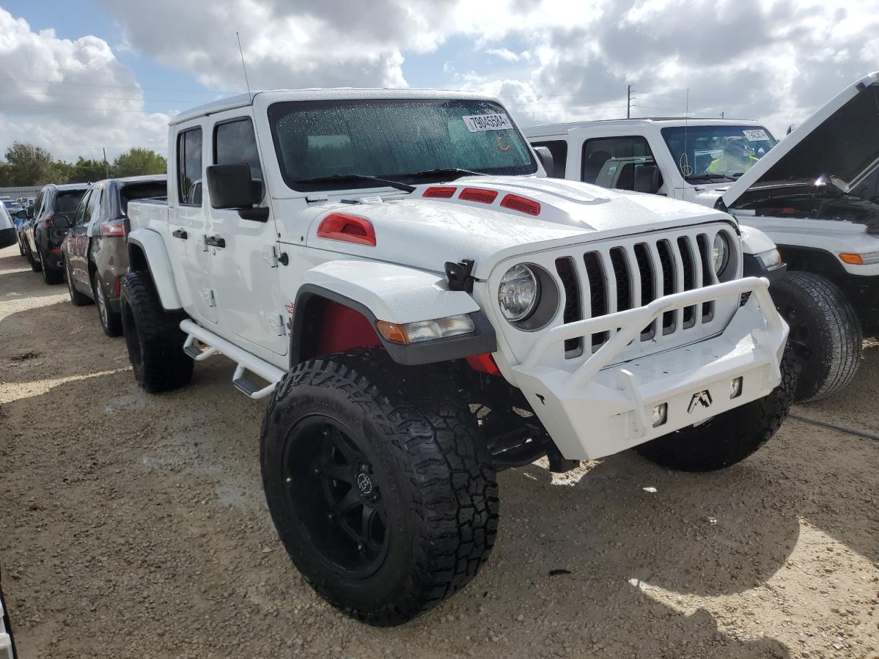 Lot #2989300422 2020 JEEP GLADIATOR