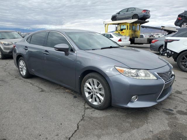 VIN JTHBW1GG1D2022632 2013 LEXUS ES300 no.4