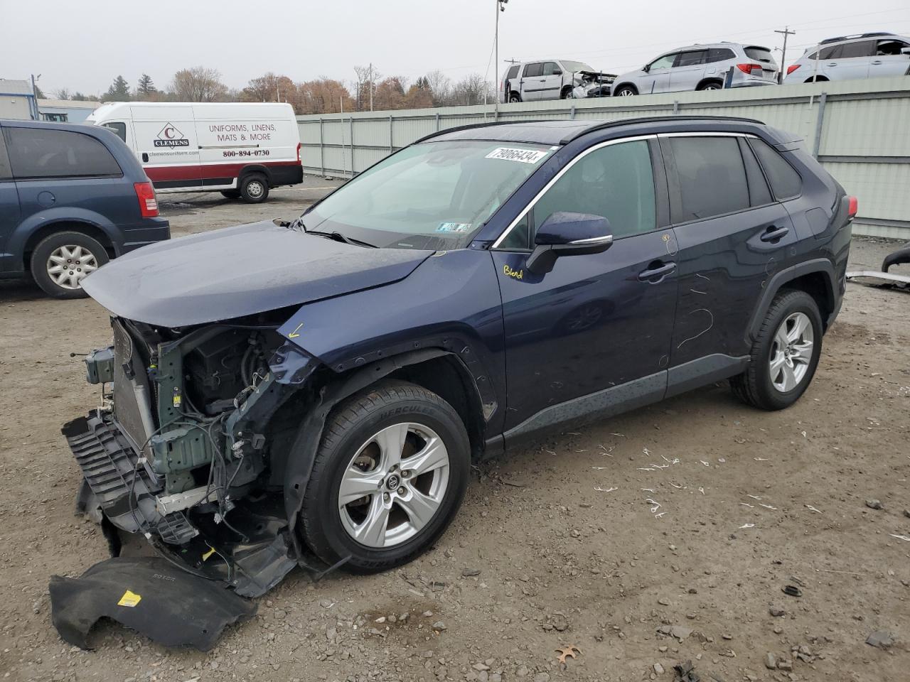 Lot #3030635122 2019 TOYOTA RAV4 XLE