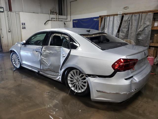 2017 VOLKSWAGEN PASSAT SE - 1VWBT7A38HC044482