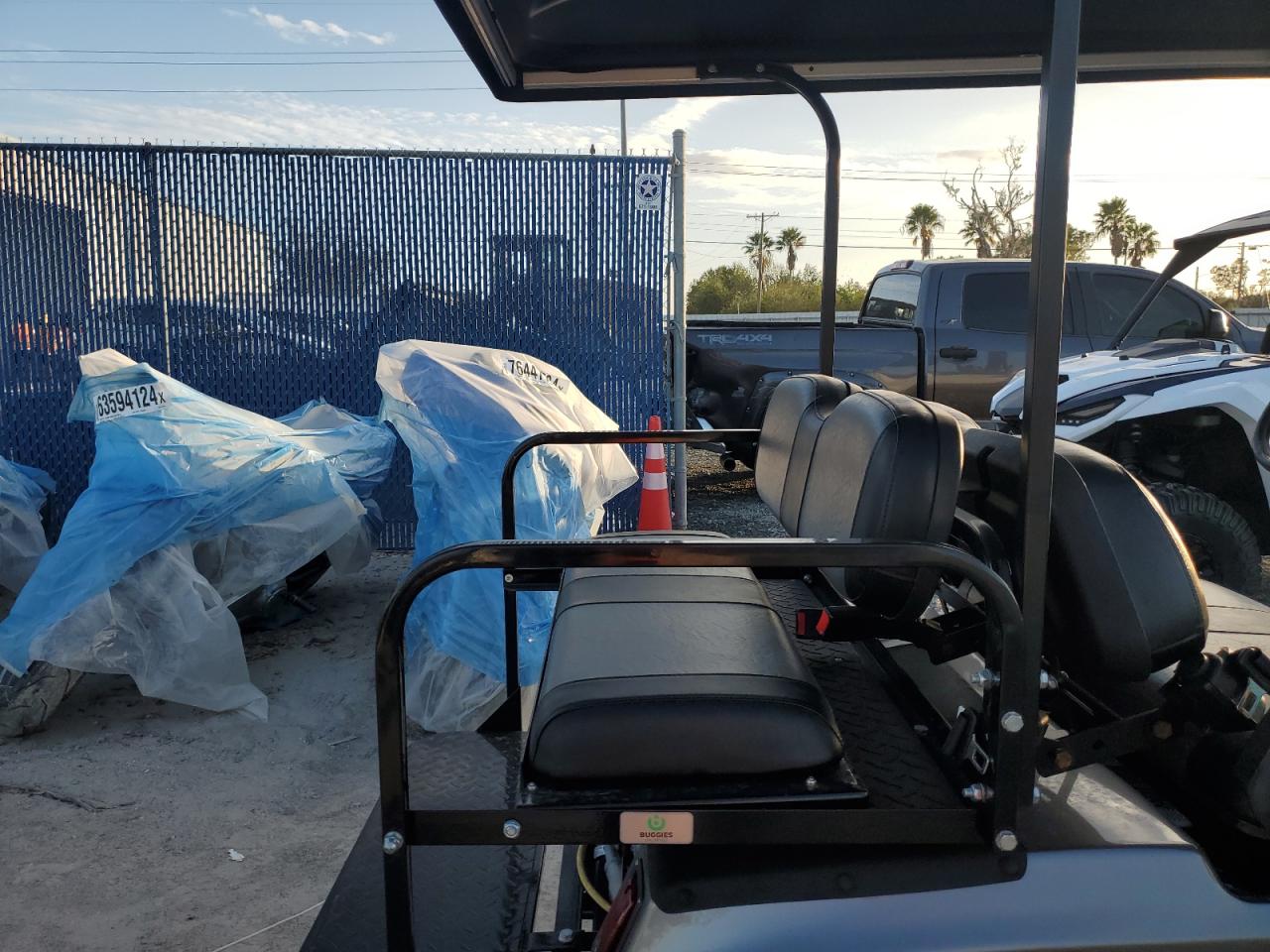 Lot #3048079881 2007 GOLF CART