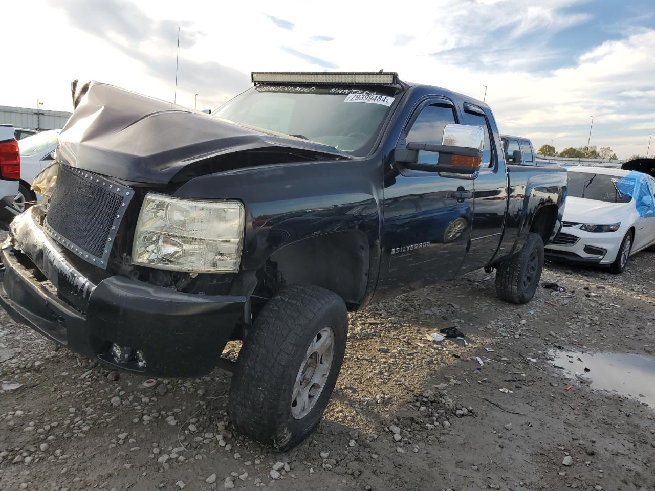  Salvage Chevrolet Silverado