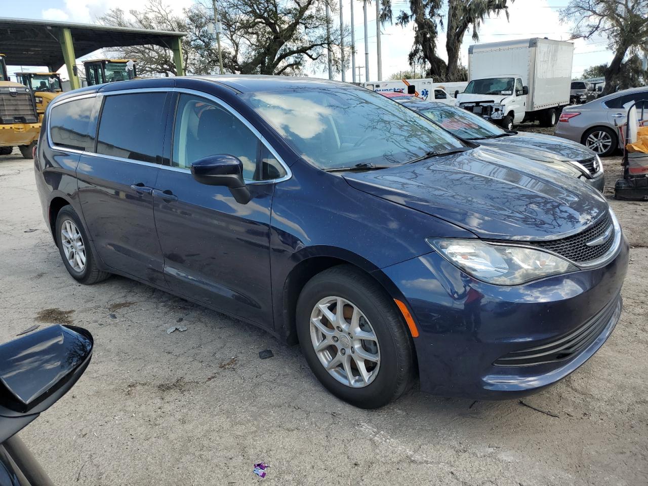 Lot #2974504457 2020 CHRYSLER VOYAGER LX