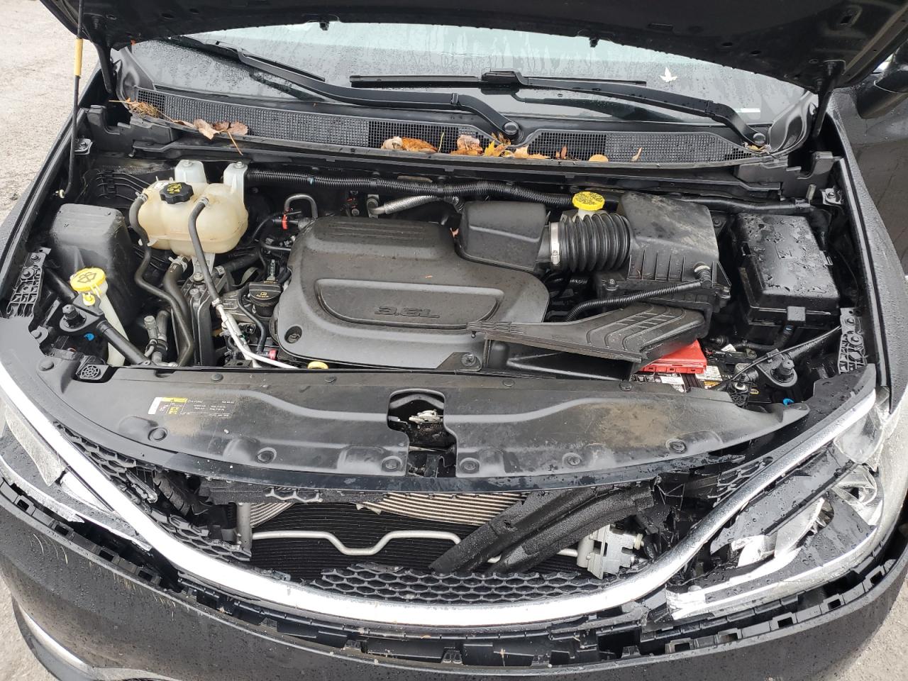 CHRYSLER PACIFICA TOURING L