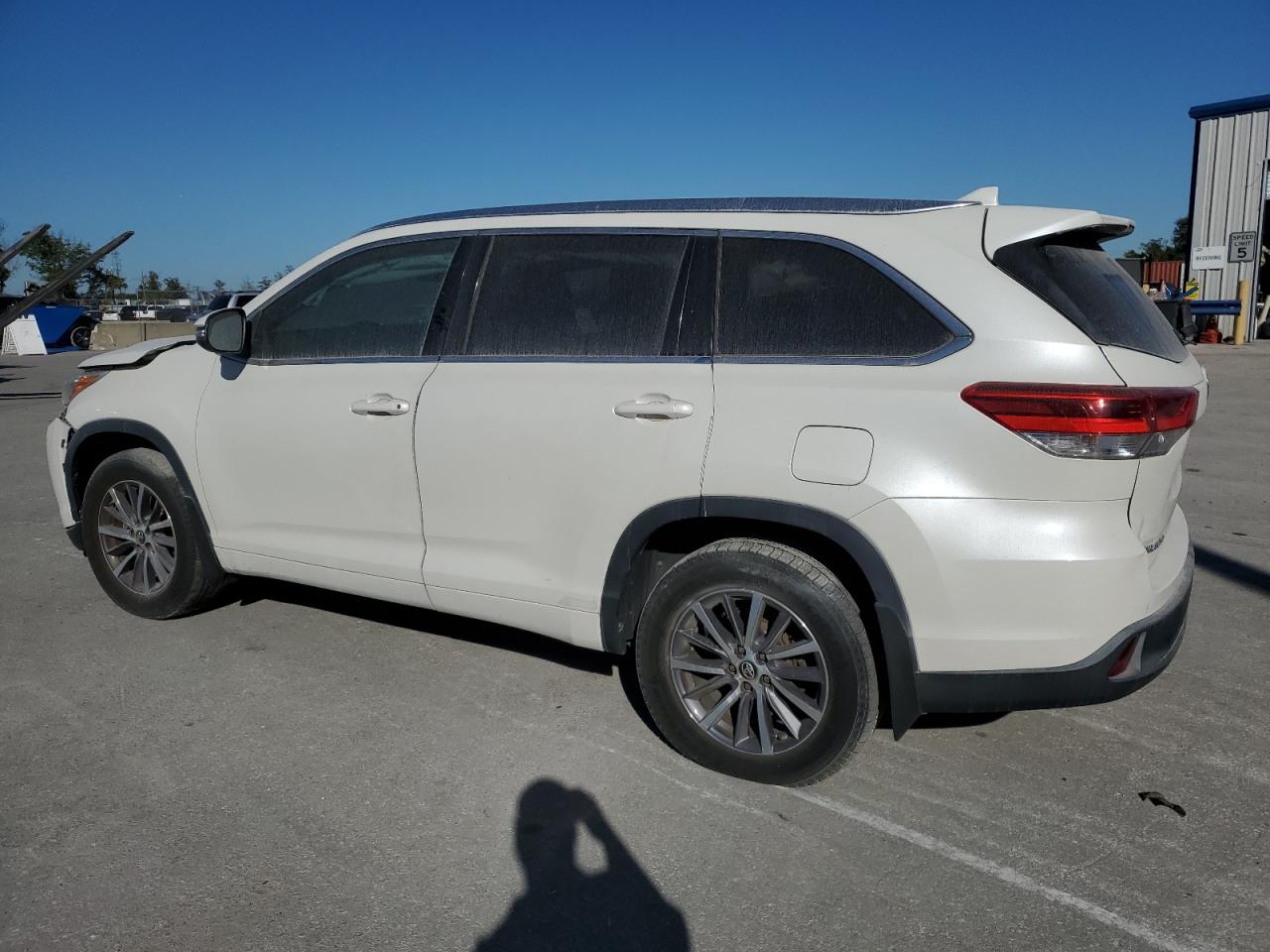 Lot #3005611304 2018 TOYOTA HIGHLANDER