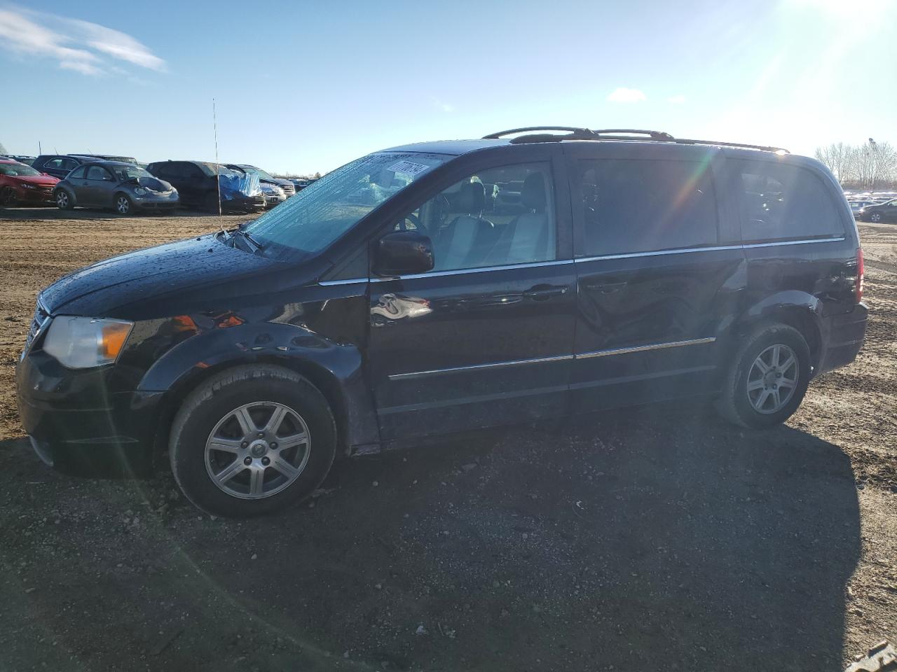  Salvage Chrysler Minivan