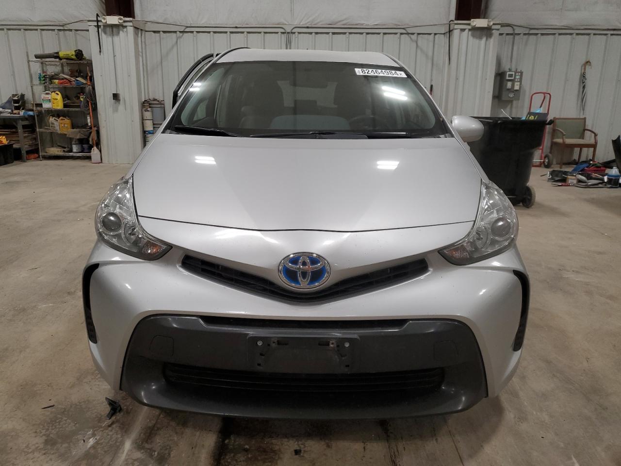 TOYOTA PRIUS V