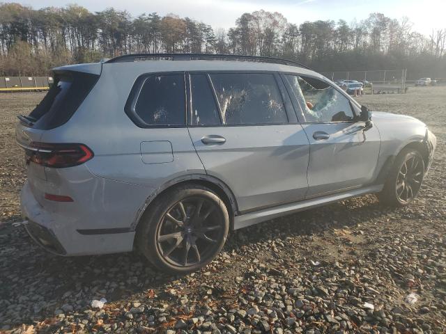 VIN 5UX23EM09P9R10452 2023 BMW X7 no.3