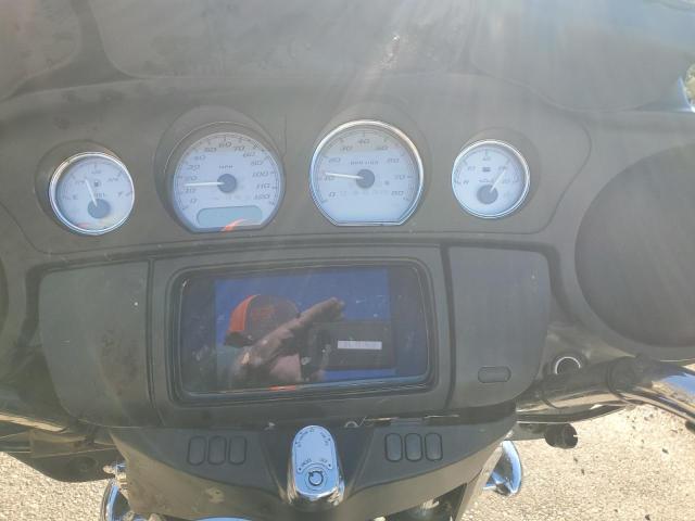 2023 HARLEY-DAVIDSON FLHX 1HD1KBC18PB628299
