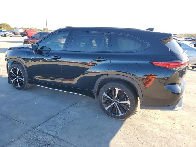 2021 TOYOTA HIGHLANDER - 5TDLZRAH8MS033083