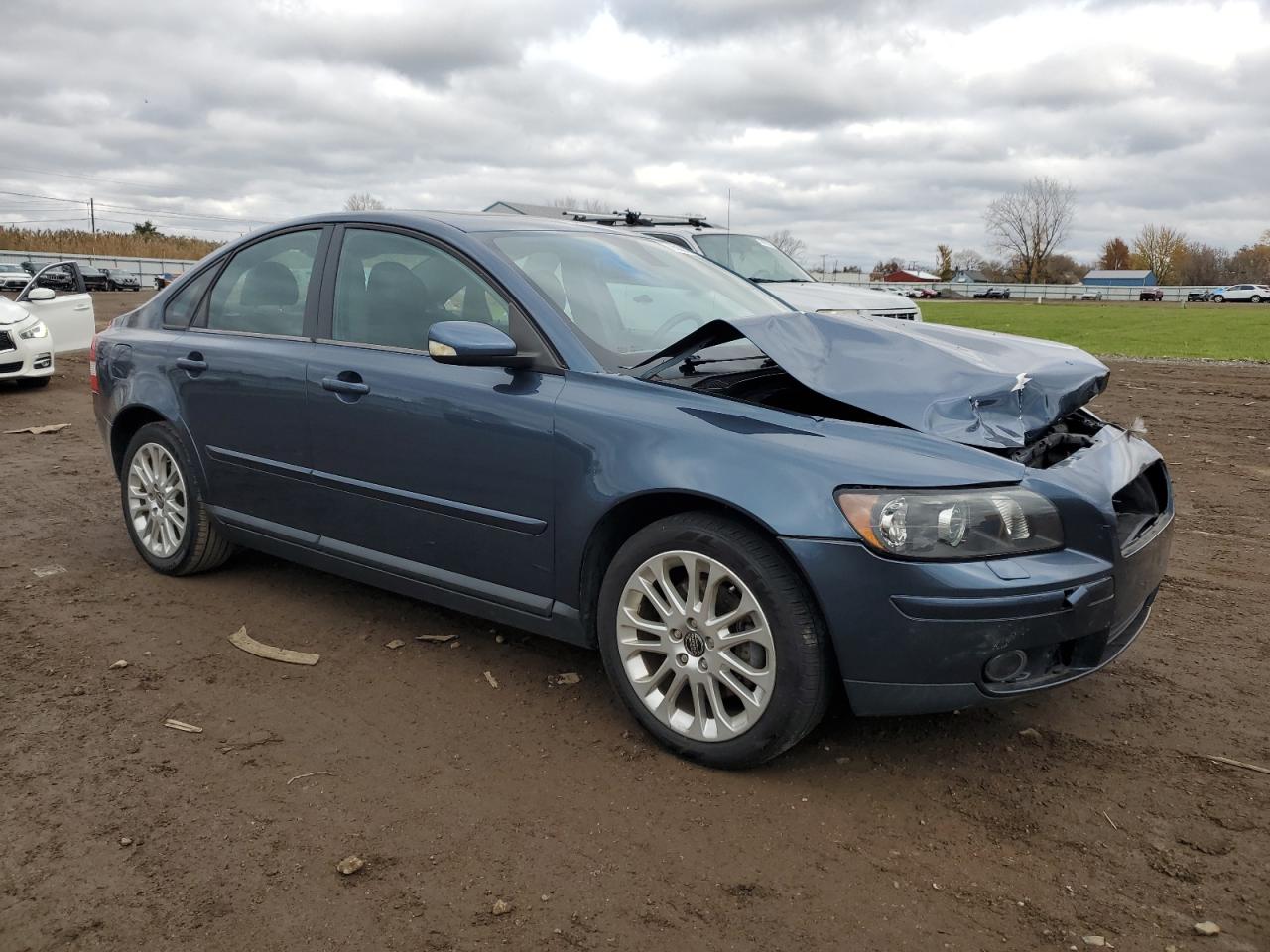 Lot #2986184153 2005 VOLVO S40 T5