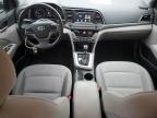 HYUNDAI ELANTRA SE photo