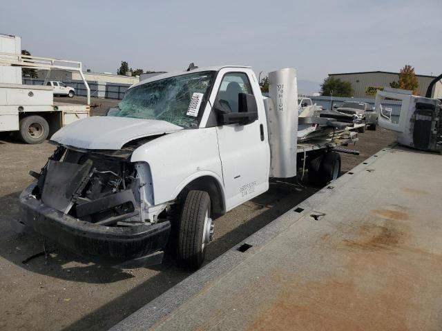 GMC SAVANA CUT 2022 white  gas 7GZ37TC72NN012070 photo #1