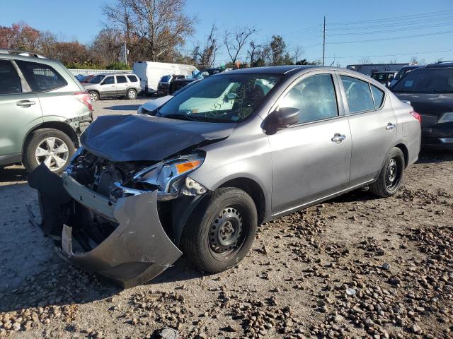 NISSAN VERSA S