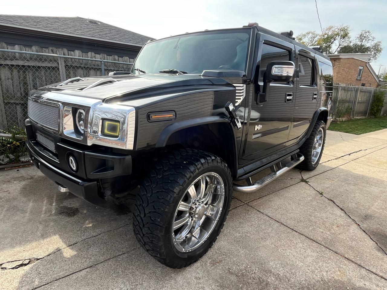 Lot #2954856158 2004 HUMMER H2