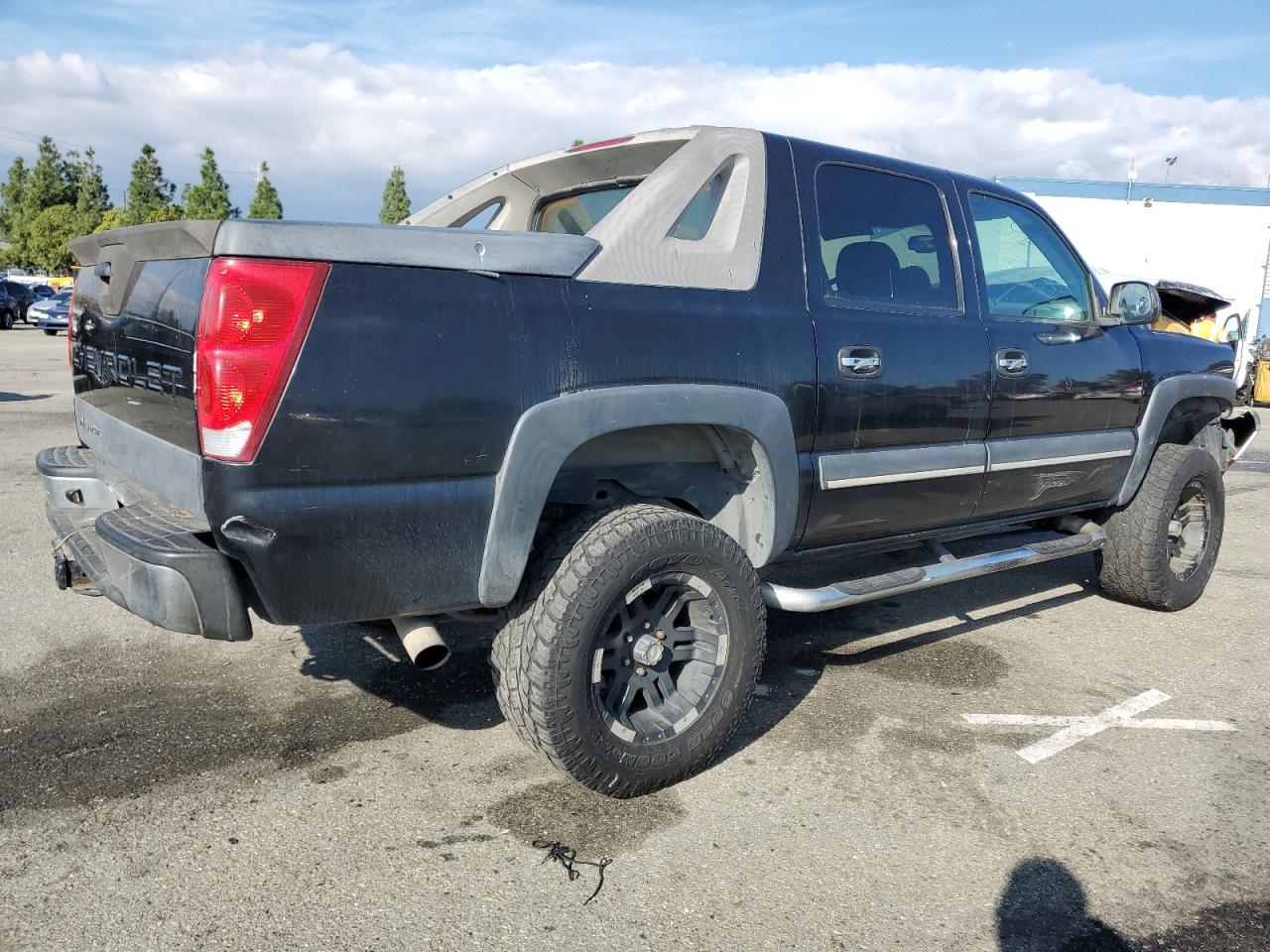 Lot #3034349070 2004 CHEVROLET AVALANCHE