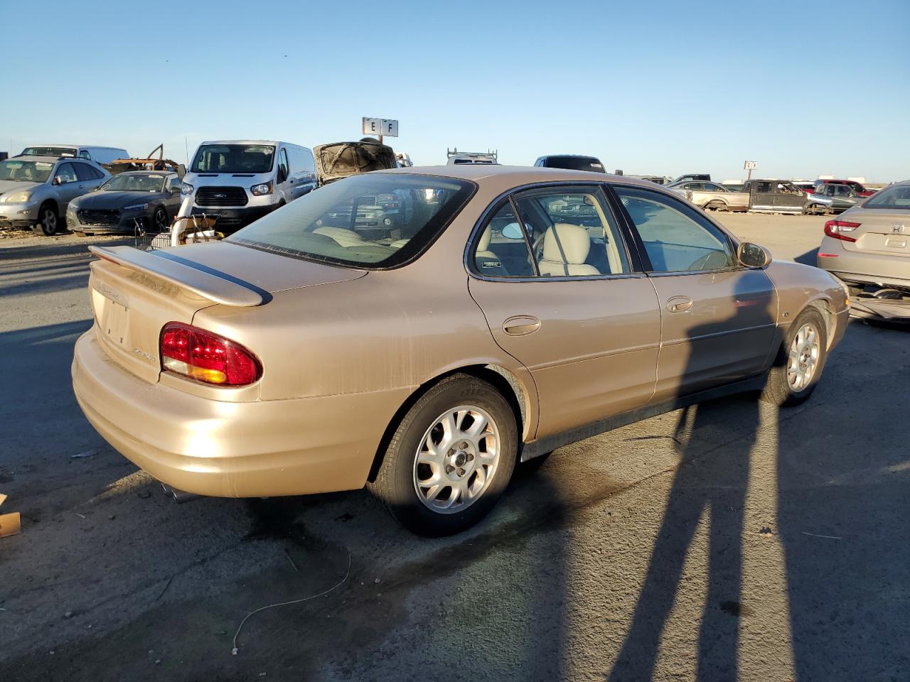 Lot #2954891205 2001 OLDSMOBILE INTRIGUE