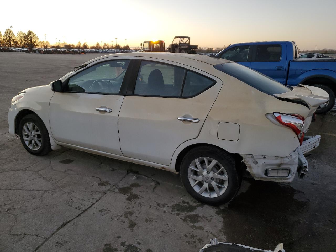 Lot #3024150907 2017 NISSAN VERSA S