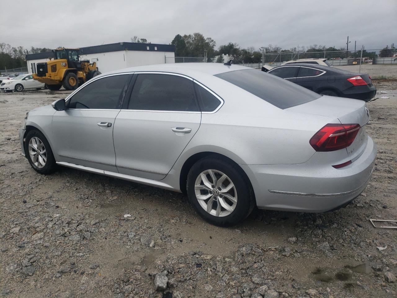 Lot #3006779103 2017 VOLKSWAGEN PASSAT S