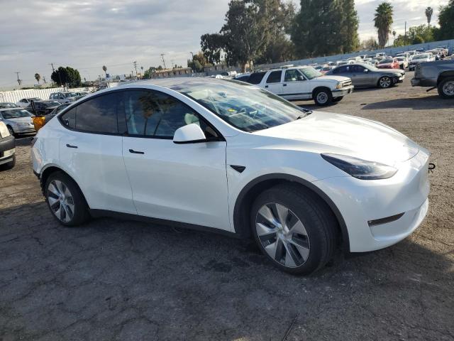 VIN 7SAYGDEE2PF834070 2023 TESLA MODEL Y no.4