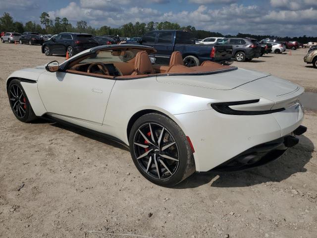 ASTON MARTIN DB11 2020 white  gas SCFRMFCWXLGM09361 photo #3