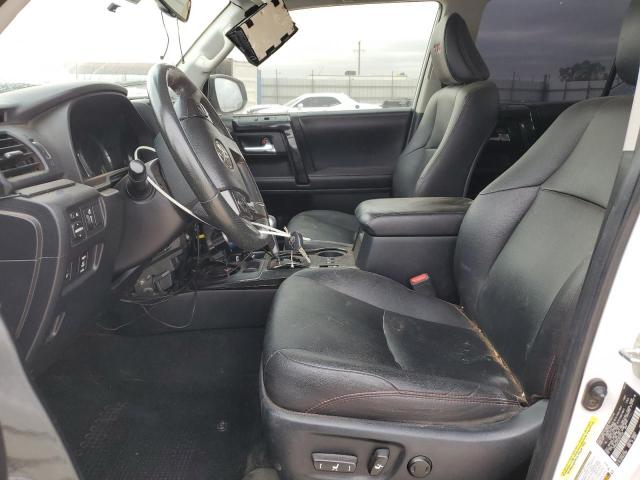 2018 TOYOTA 4RUNNER SR - JTEBU5JR7J5515133