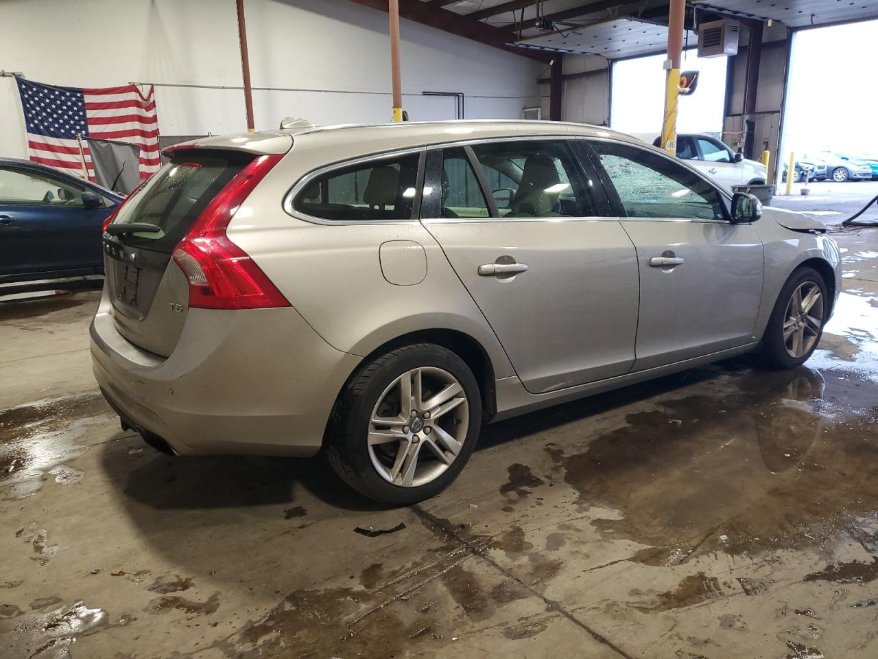 Lot #2994093474 2015 VOLVO V60 PREMIE