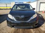 TOYOTA SIENNA LE photo