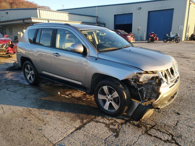 VIN 1C4NJDEB4GD663790 2016 JEEP COMPASS no.4