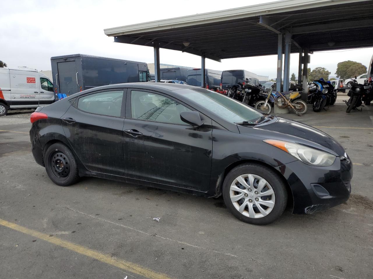 Lot #3022723338 2013 HYUNDAI ELANTRA GL