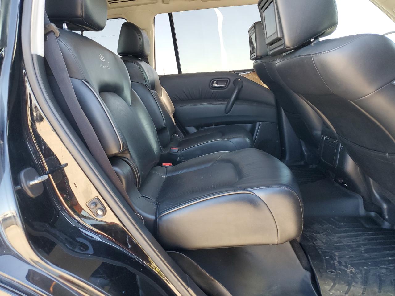 Lot #2979102974 2012 INFINITI QX56