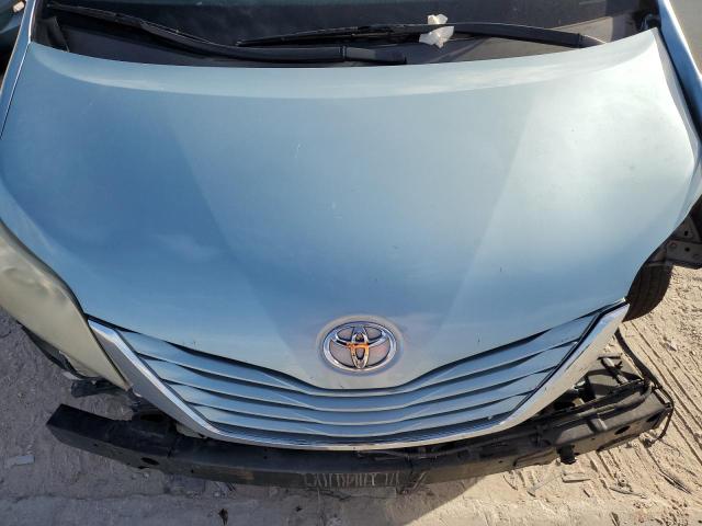 2016 TOYOTA SIENNA LE #3292588906