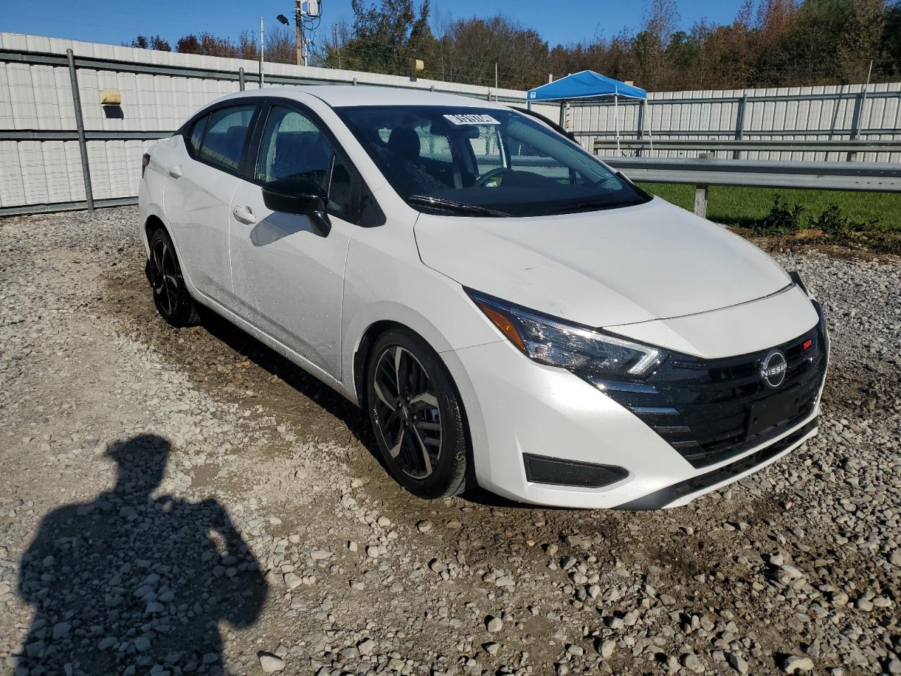 Lot #2994088344 2024 NISSAN VERSA SR