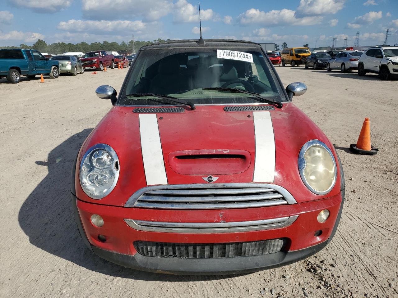 Lot #2972298447 2005 MINI COOPER S