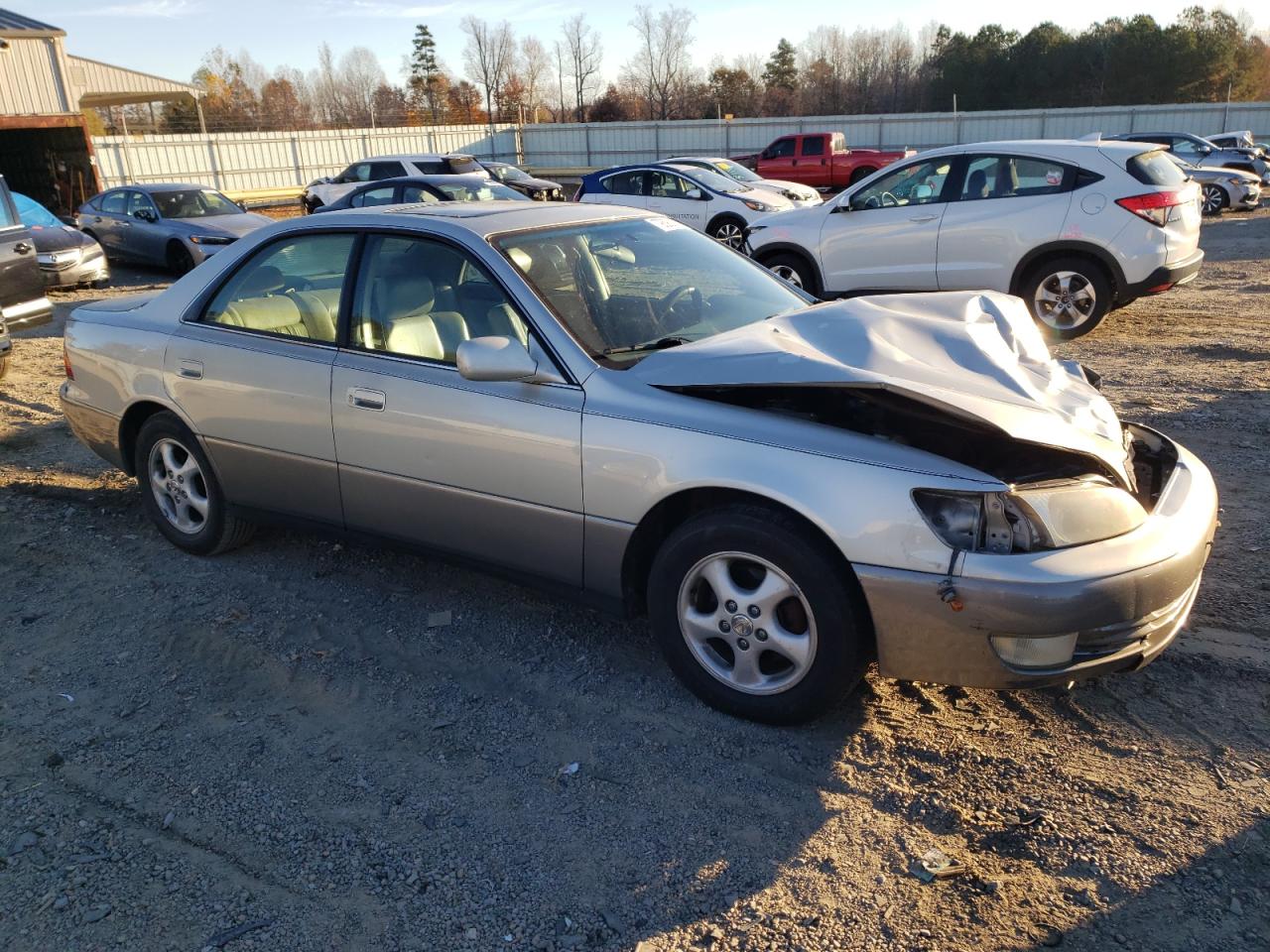 Lot #2991672045 1998 LEXUS ES 300