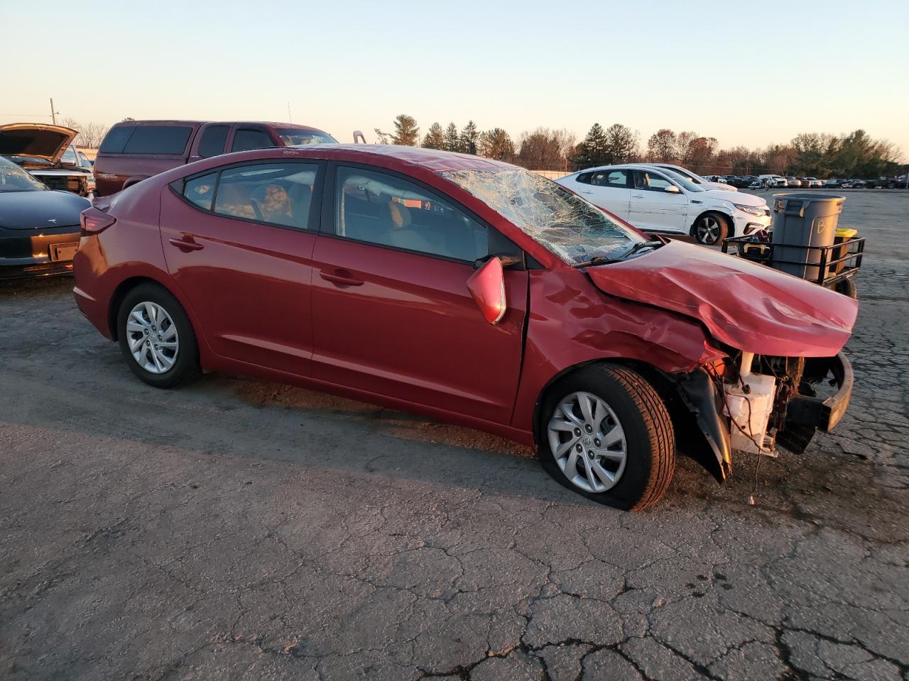 Lot #2972106257 2019 HYUNDAI ELANTRA SE