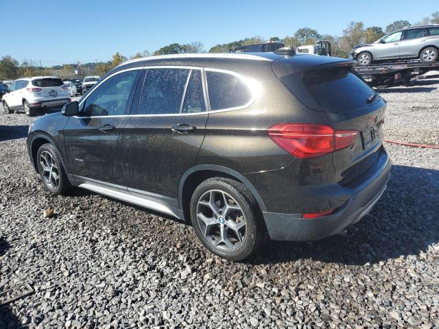 VIN WBXHT3C38J5K21578 2018 BMW X1 no.2