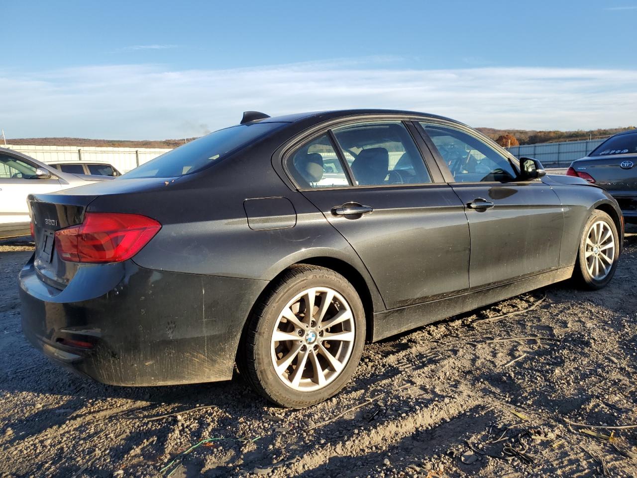 Lot #3028559956 2017 BMW 320 XI