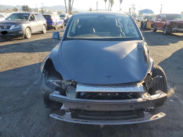 VIN 7SAYGDEF0PF960758 2023 TESLA MODEL Y no.5