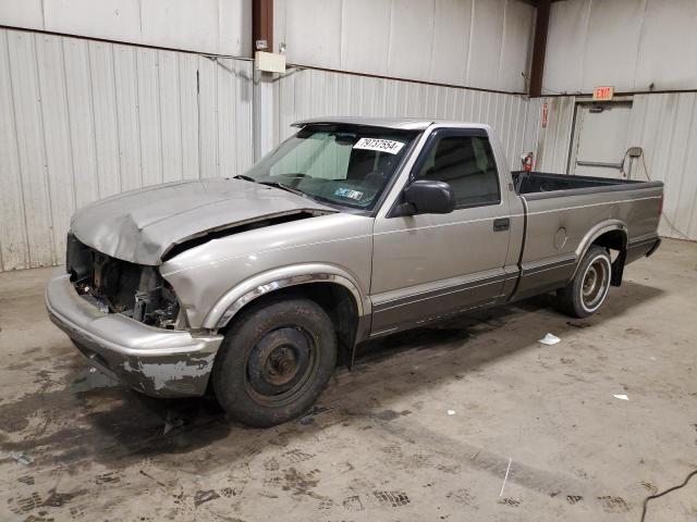 GMC SONOMA 2002 gray  gas 1GTCS14W028249317 photo #1