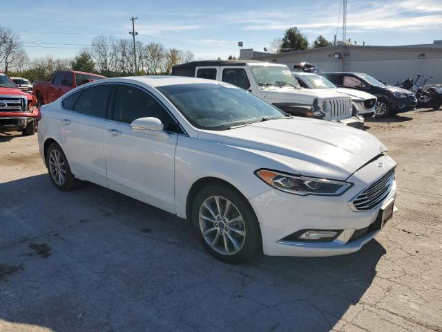 VIN 3FA6P0HD3HR131633 2017 FORD FUSION no.4