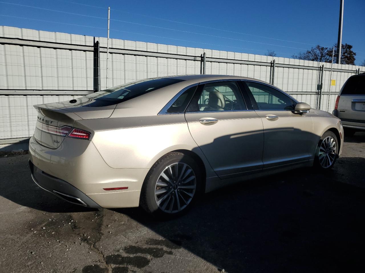 Lot #3033240813 2017 LINCOLN MKZ HYBRID